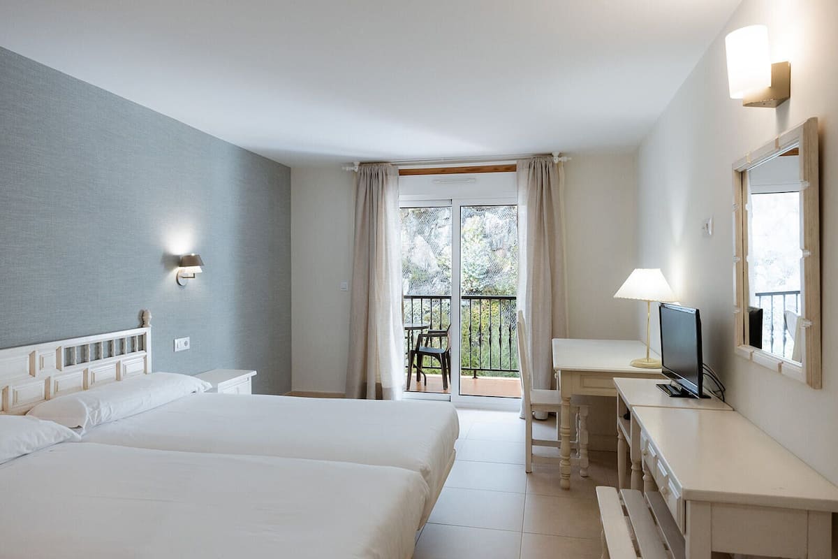 double or twin room | in-room safe, iron/ironing board, free wifi