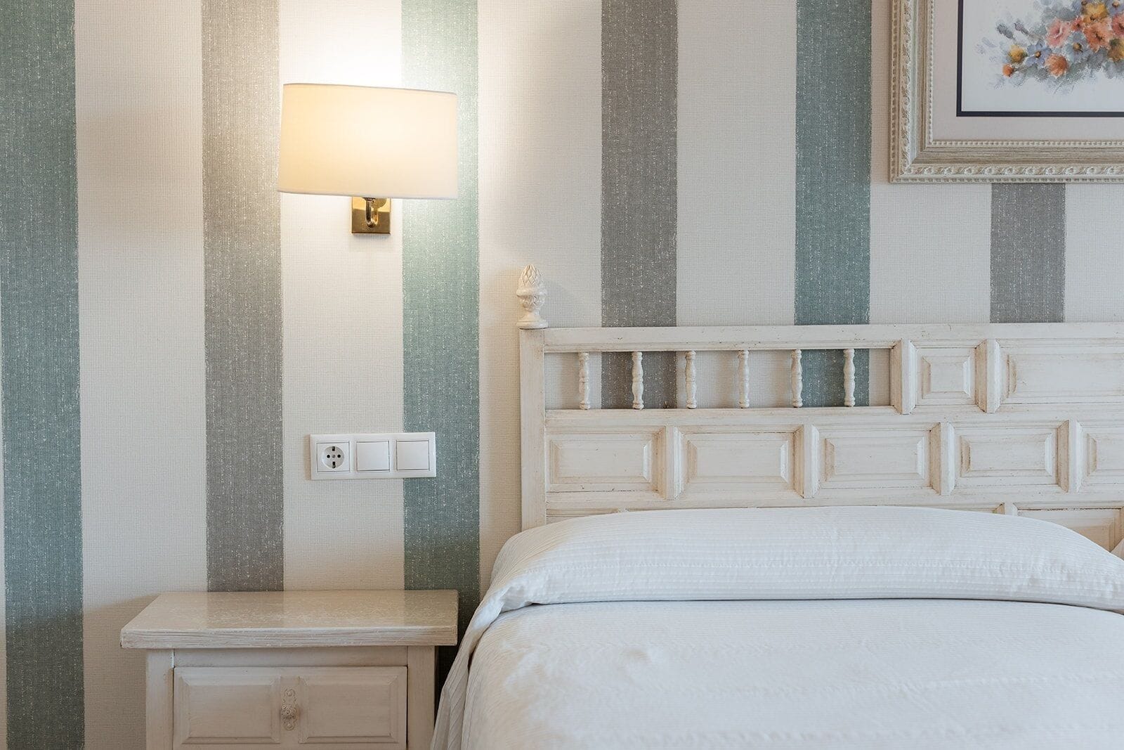 double room, sea view | in-room safe, iron/ironing board, free wifi