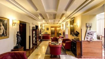 Sala de estar en el lobby