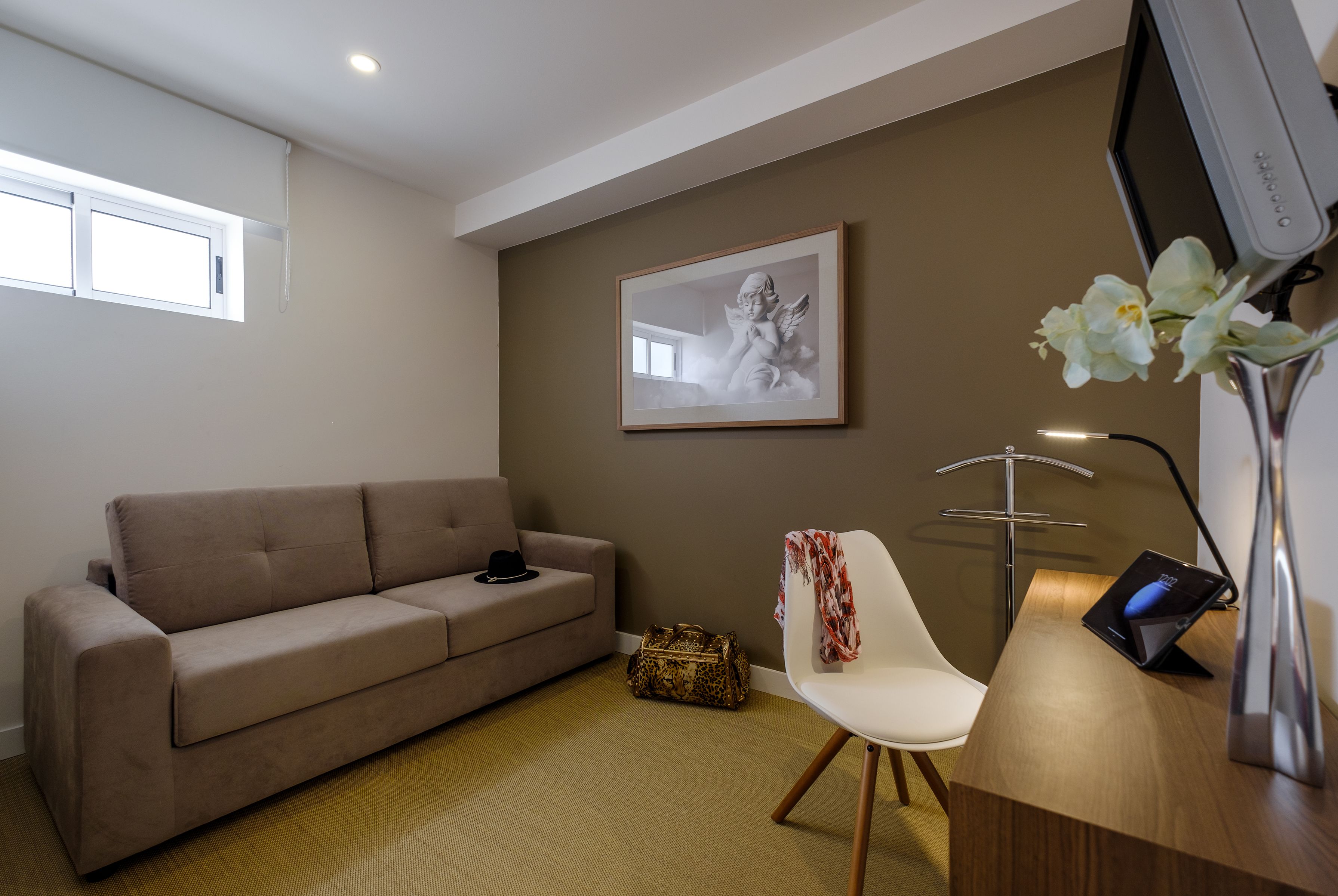 suite | 1 bedroom, minibar, in-room safe, desk