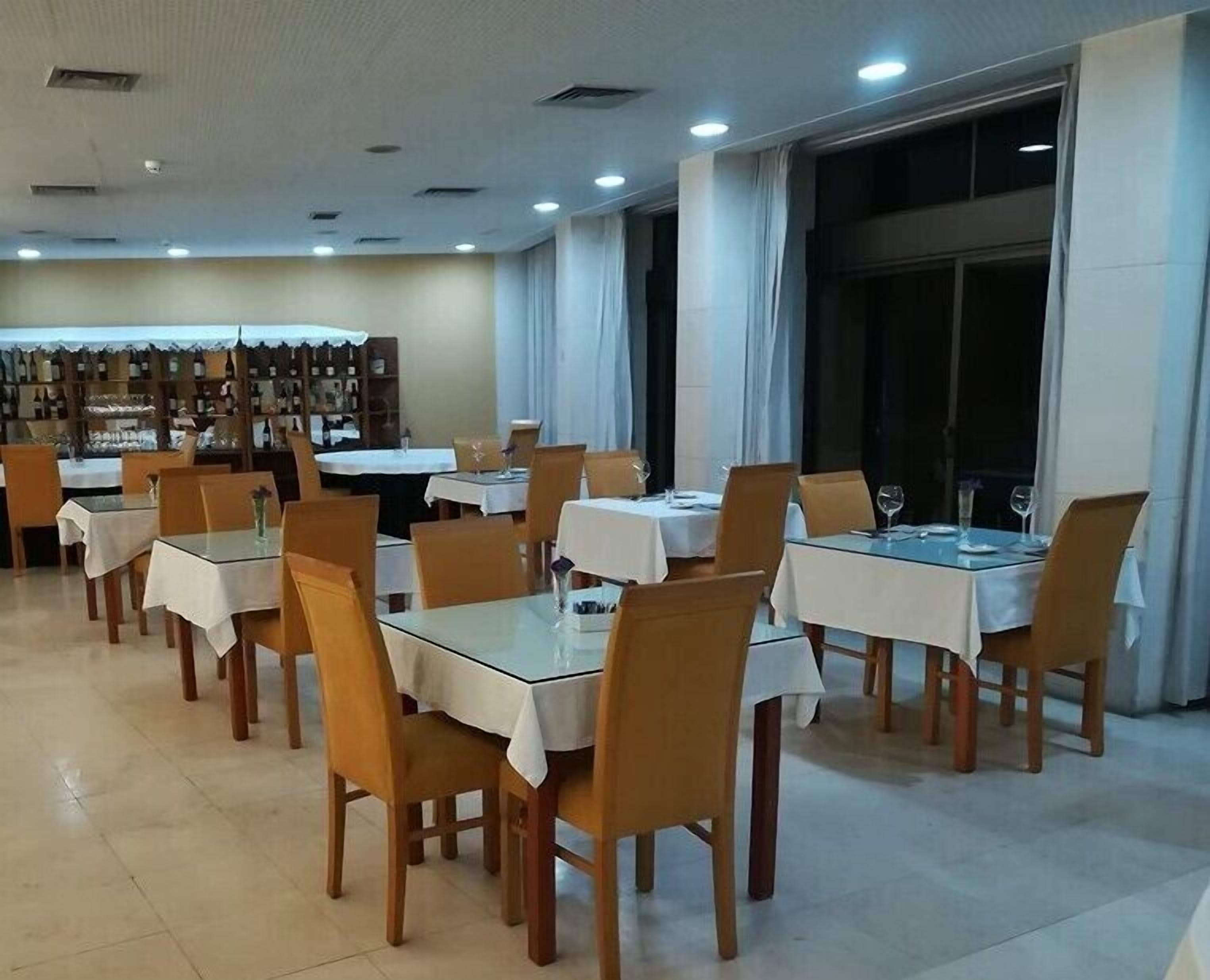 Foto - Hotel Meia Lua