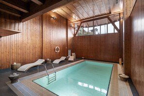 Couples treatment room(s), sauna, hot tub, Turkish bath/hammam