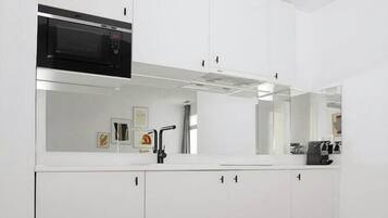 Fridge, microwave, coffee/tea maker, electric kettle