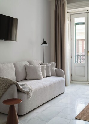 Studio with Sofa Bed | Living area