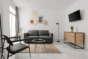 42-inch flat-screen TV with cable channels, Smart TV