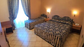 Room - Mariano (Rome)