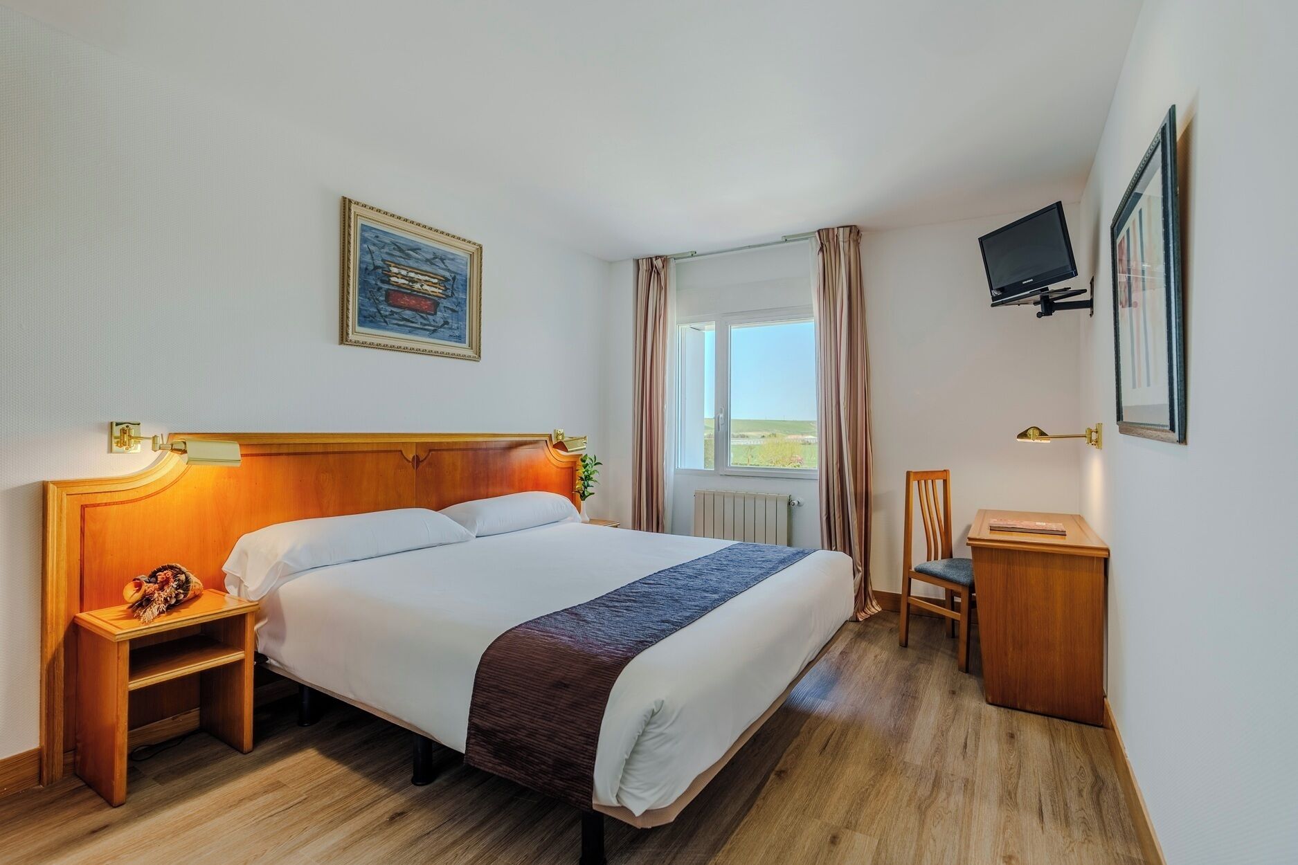 Photo - Hotel Rey Arturo Burgos