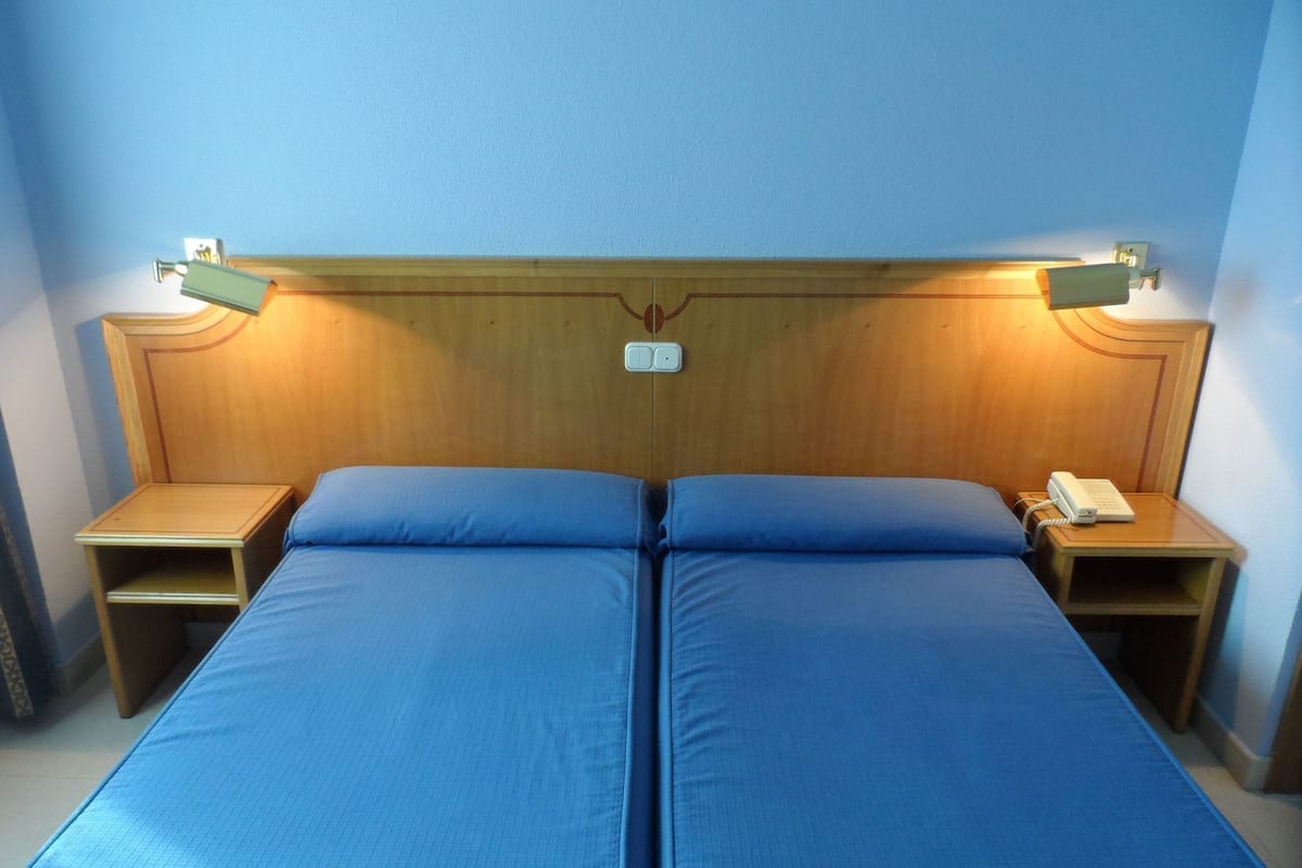 In-room safe, desk, blackout drapes, soundproofing