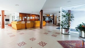 Quầy tiếp tân