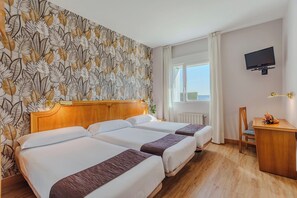 Standard Triple Room (3 People) | In-room safe, desk, blackout drapes, soundproofing