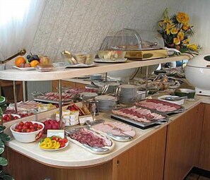 Free breakfast - Hotel Schweizerhof (Vienna)