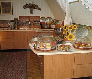 Free breakfast