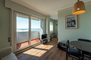 Blackout drapes, soundproofing, iron/ironing board - Hotel Apartamento Solverde (Espinho)