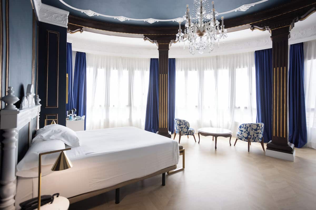 Superior Suite | 1 bilik tidur, peti besi dalam bilik, dihias secara berasingan
