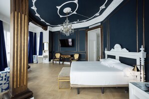 Suíte superior | 1 quarto, cofres nos quartos, individualmente decorados