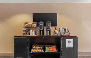 Free daily on-the-go breakfast  - Extended Stay America Suites San Jose Edenvale North (San Jose)