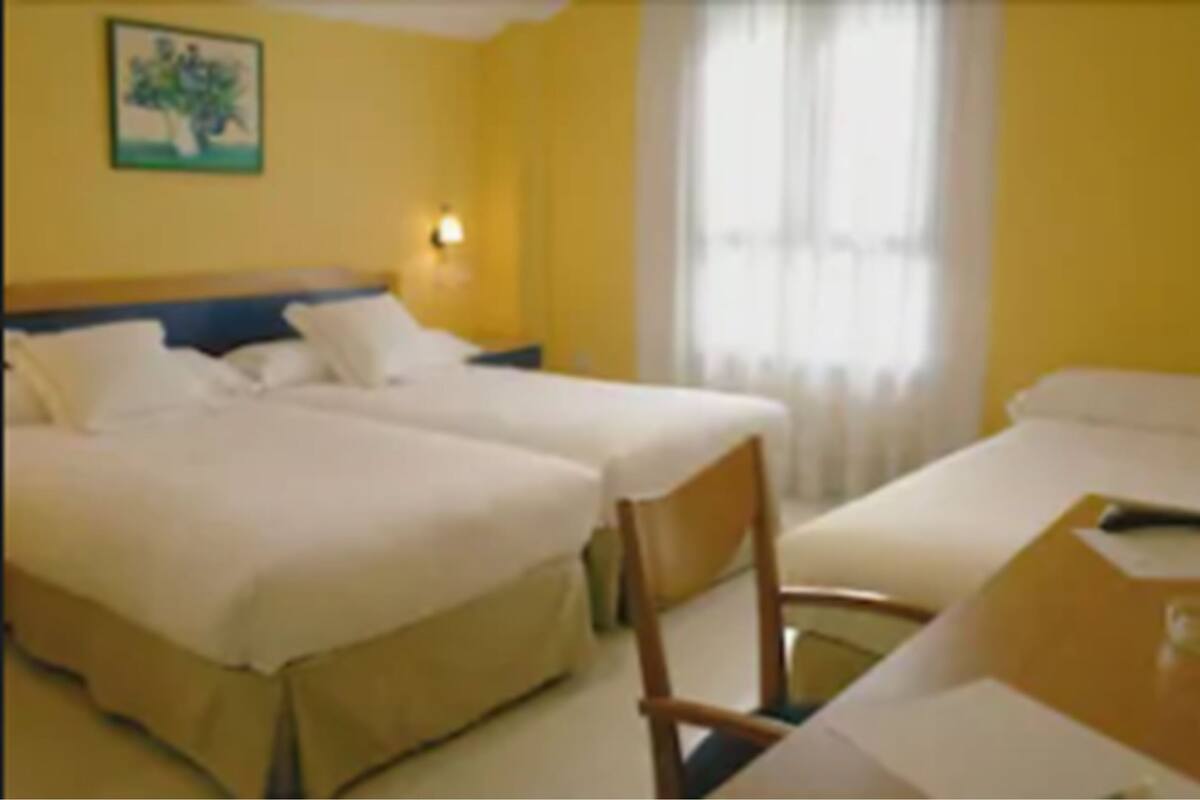 Coffres-forts dans les chambres, bureau, chambres insonorisées