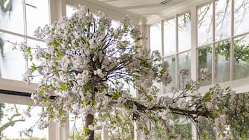 Body treatments, hot stone massages, deep-tissue massages