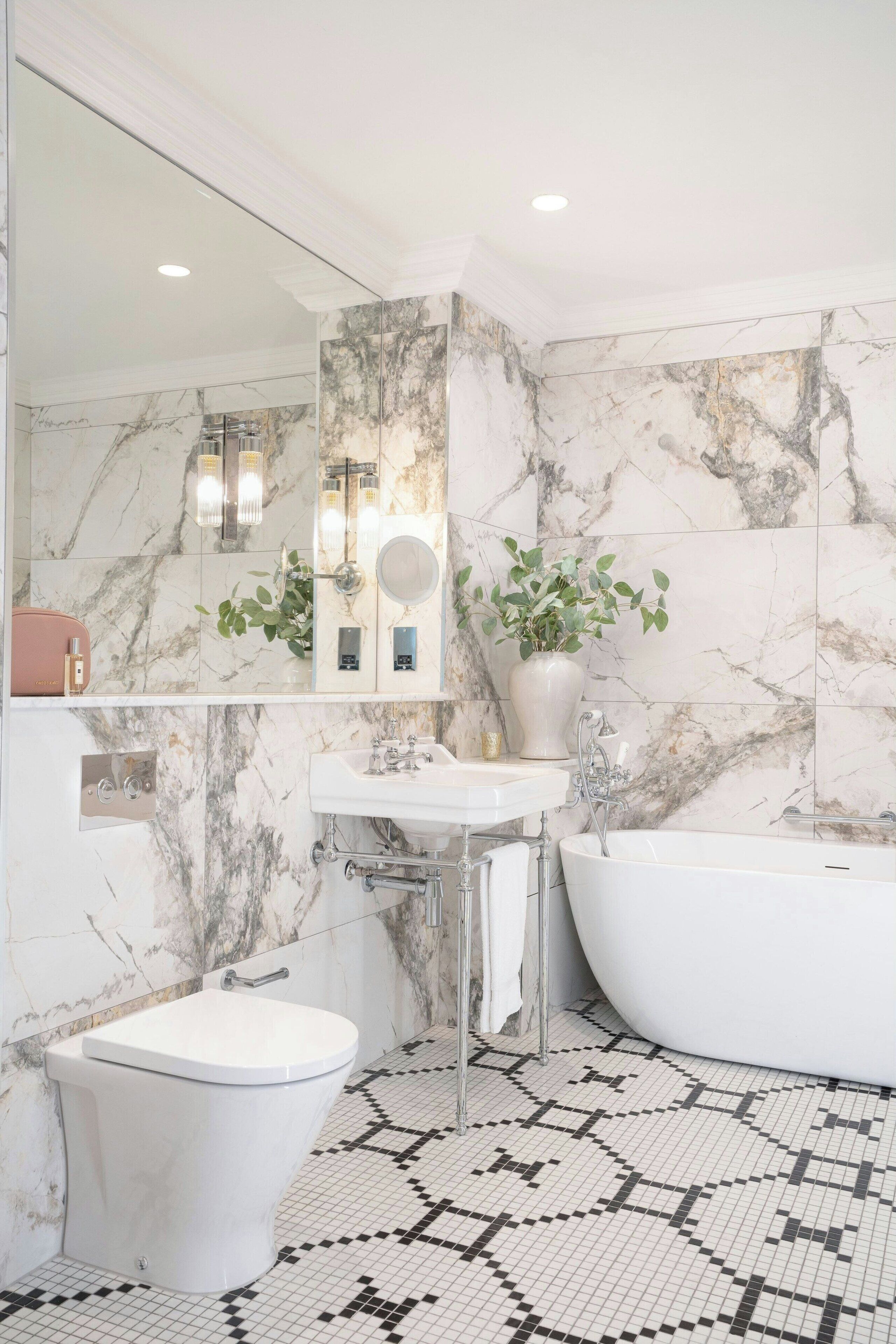 manor house presidential suite | bathroom | designer toiletries, hair dryer, bathrobes, towels