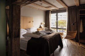 Standard Double Room with Seaview | Pillow-top beds, desk, laptop workspace, free WiFi