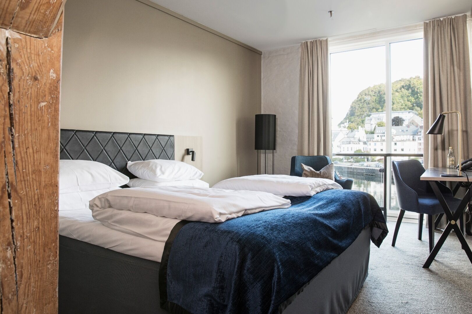 Standard Double Room with Seaview