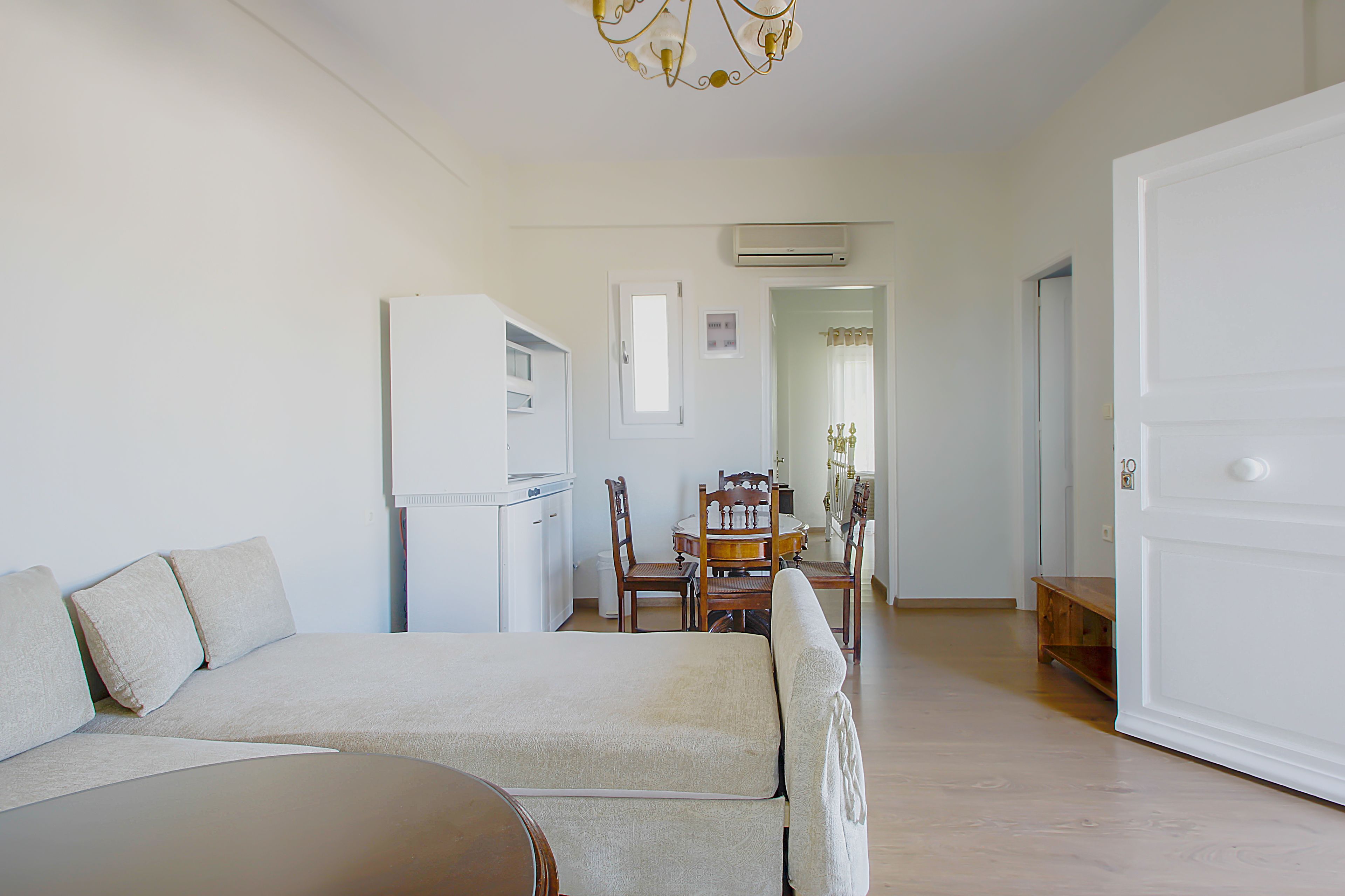 Suite | Minibar, in-room safe, desk, soundproofing