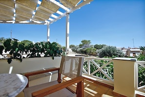 Standard Room | Garden view