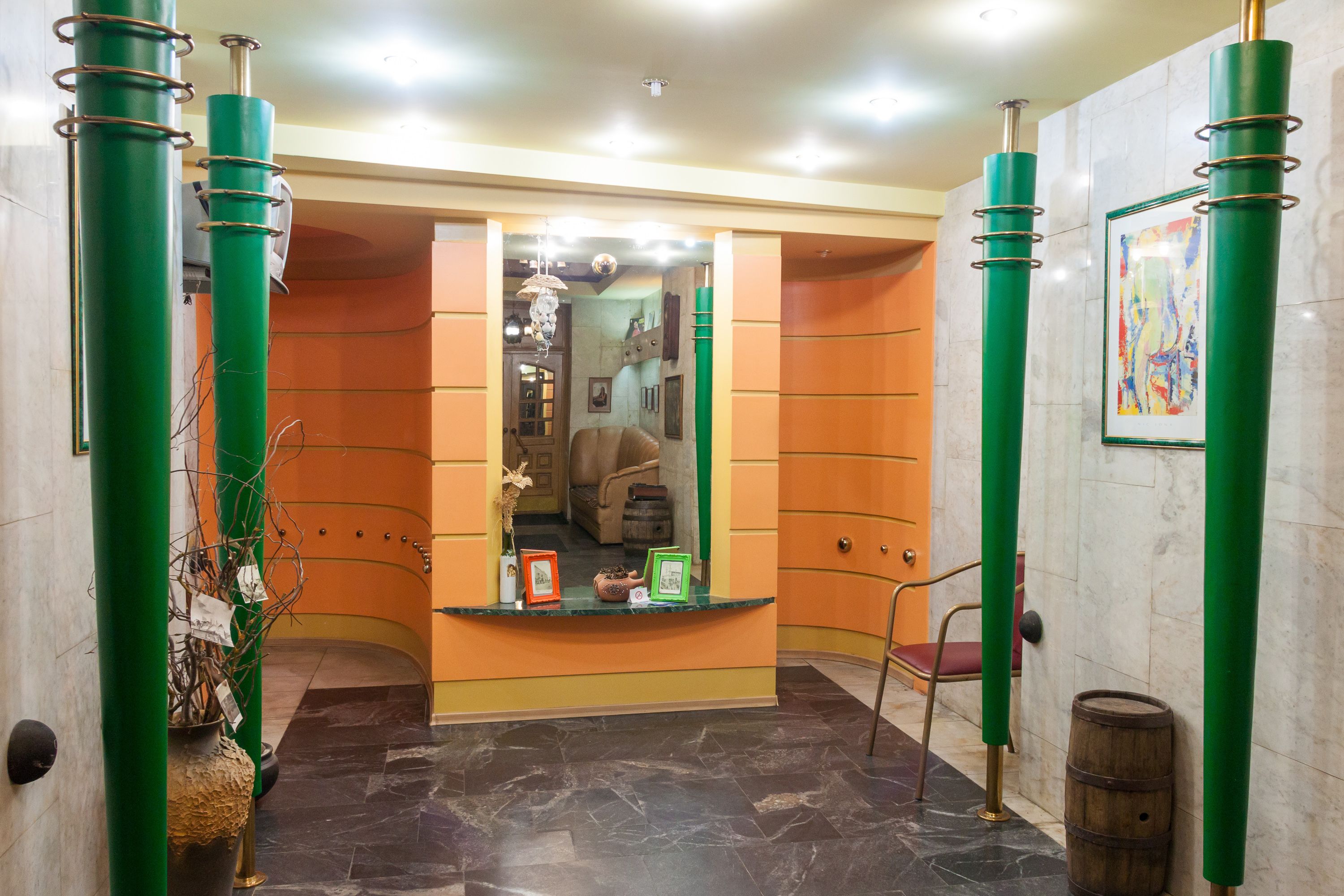 breakfast, lunch, dinner served; modern european cuisine