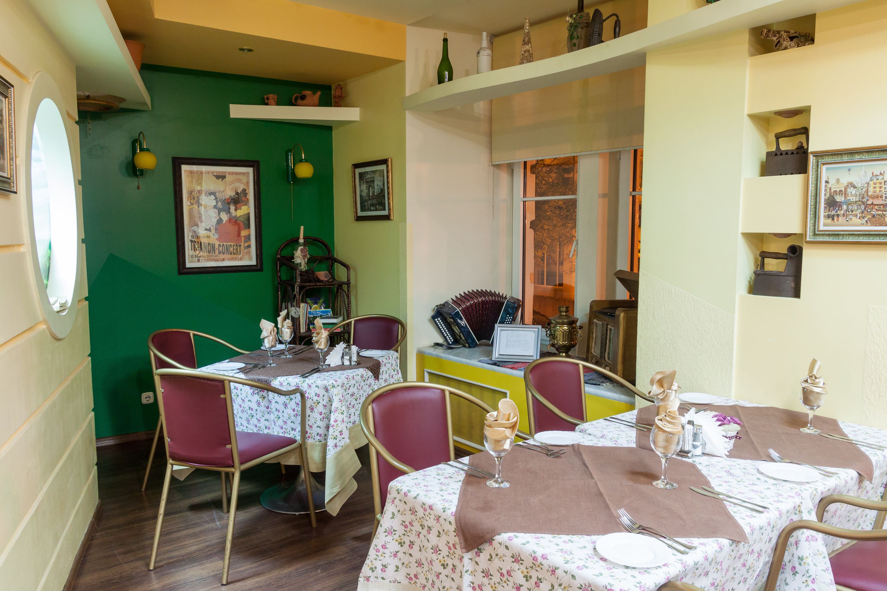 breakfast, lunch, dinner served; modern european cuisine