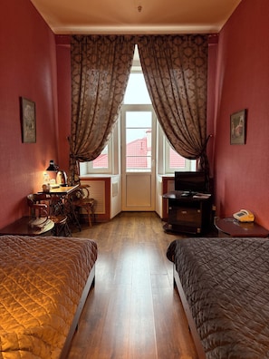 Standard-Zweibettzimmer | Bügeleisen/Bügelbrett, kostenloses WLAN, Bettwäsche