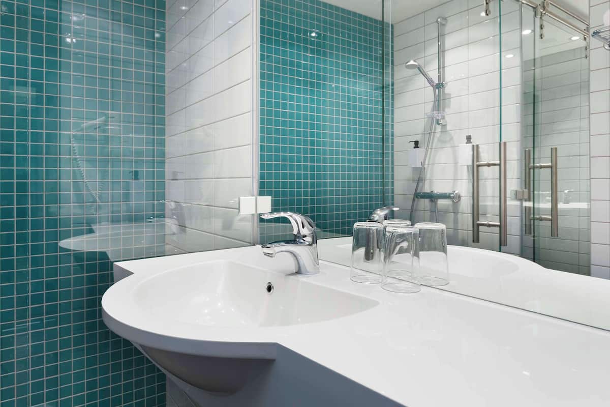 desk, laptop workspace, blackout curtains, free wifi