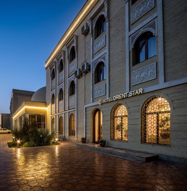 Front of property – evening/night