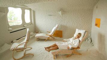 Sauna, Körperbehandlungen, Aromatherapie, Warmsteinmassagen