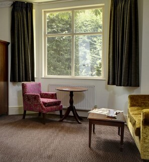 Deluxe Double Room | 1 bedroom, in-room safe, individually decorated, individually furnished