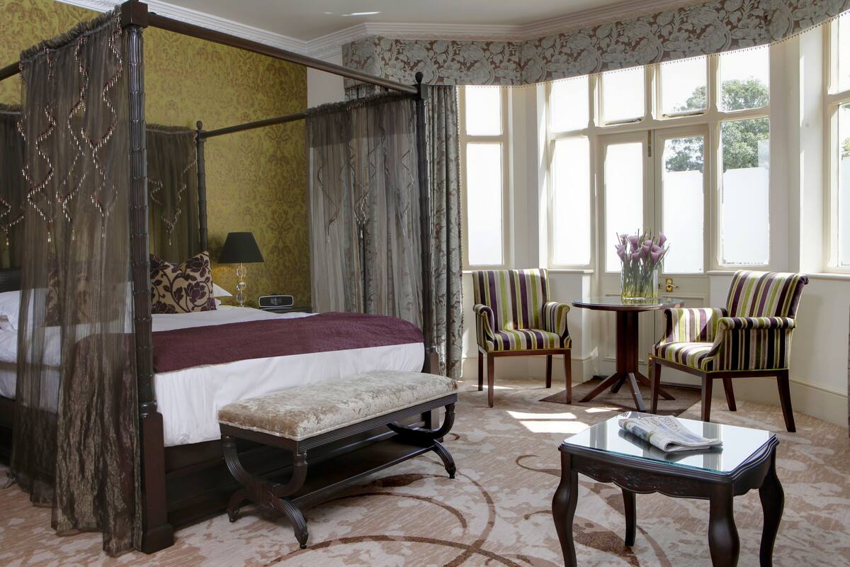 Superior Double Room (with Four Poster Bed) | In-room safe, desk, iron/ironing board, WiFi (free)