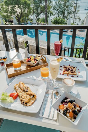 Petit déjeuner buffet compris