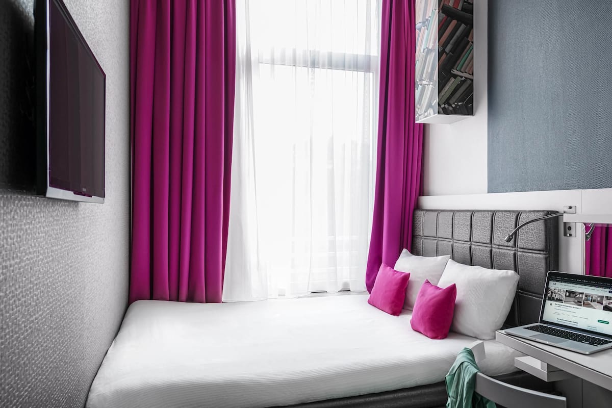 Double Room, 1 Double Bed