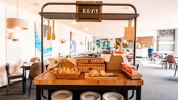 Morgenmadsbuffet hver dag (15 EUR pr. person)