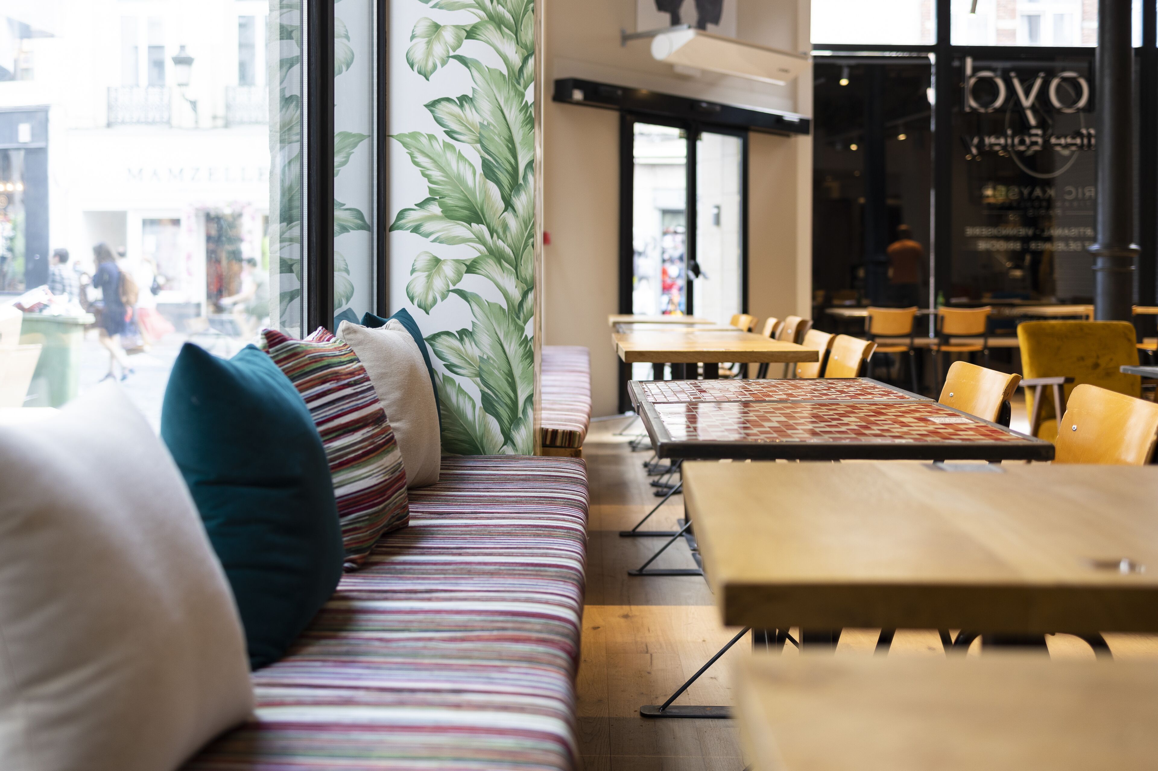 daily buffet breakfast (eur 15 per person)