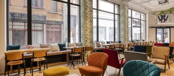 Aris Grand-Place Hotel