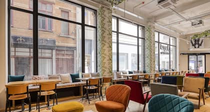 Aris Grand-Place Hotel