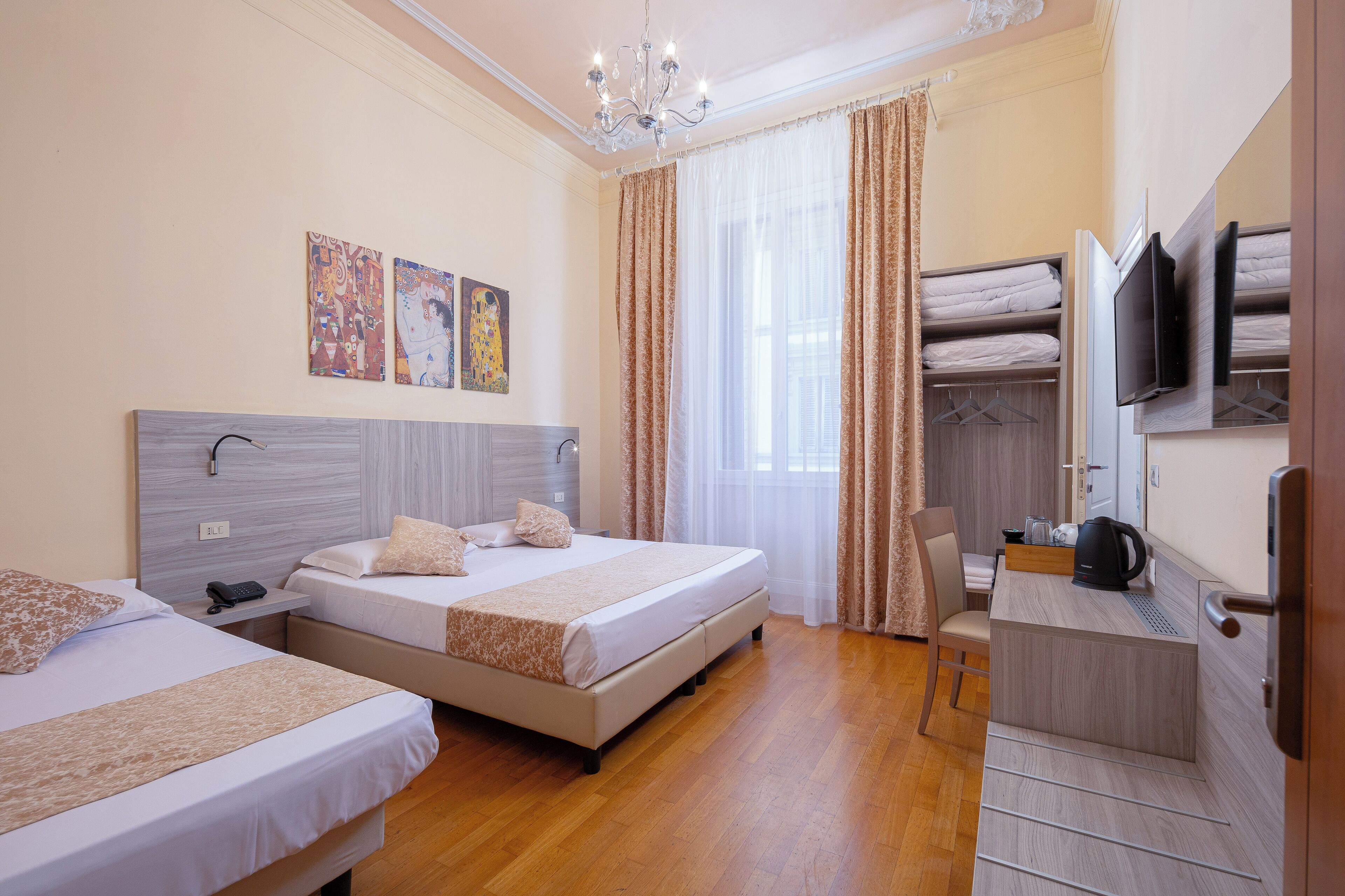 down duvets, minibar, in-room safe, desk