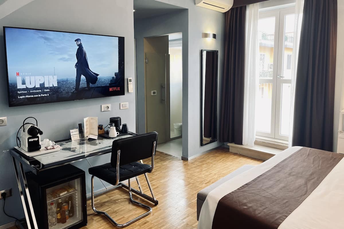 Panoramic Suite, Jetted Tub