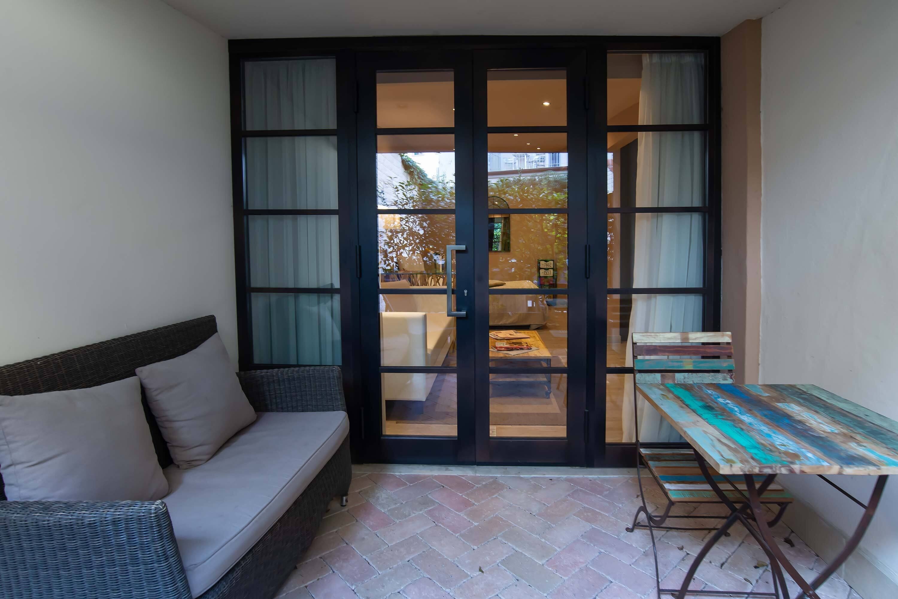 deluxe studio, 1 double bed | terrace/patio