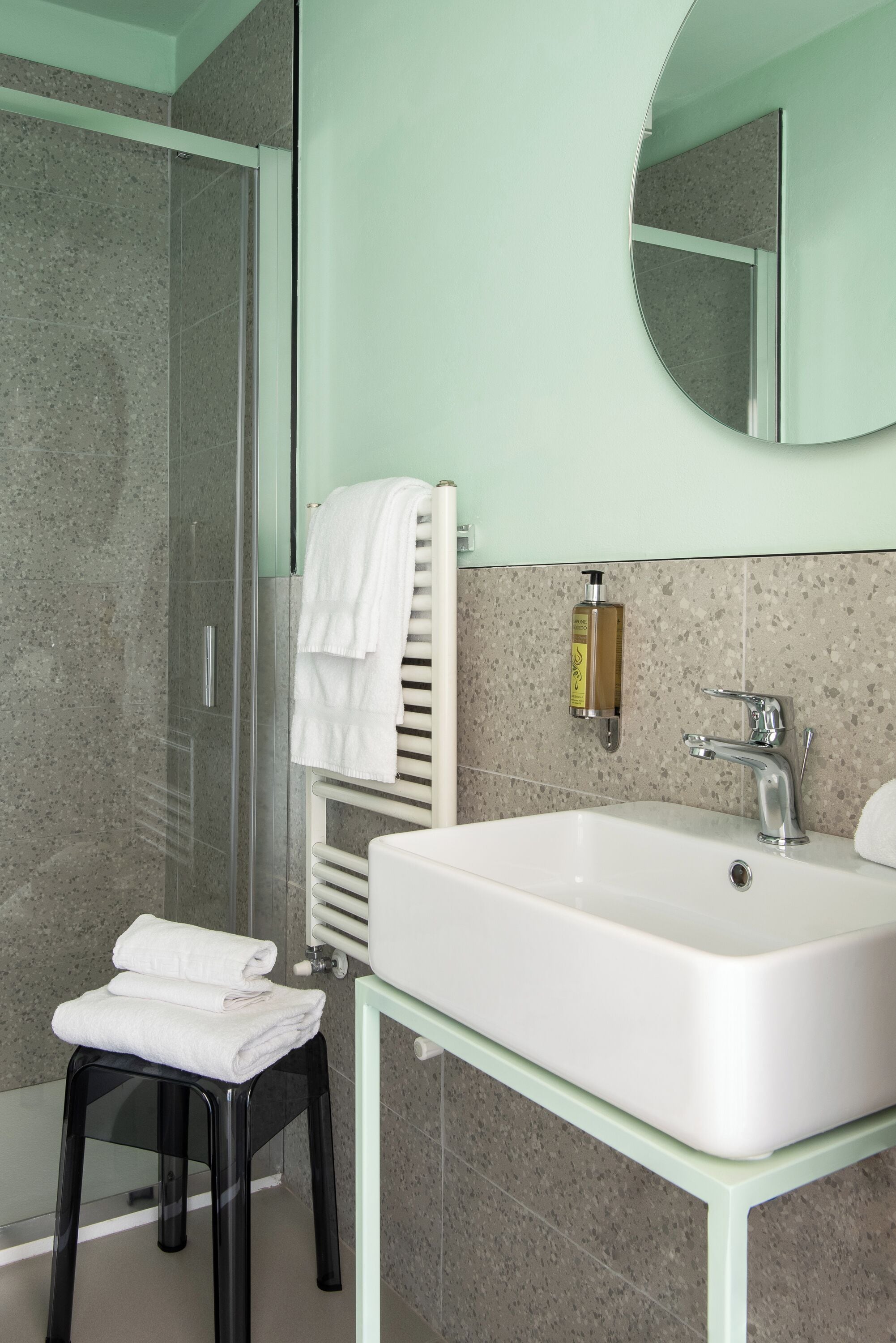 standard double room | bathroom | shower, hair dryer, bidet, towels