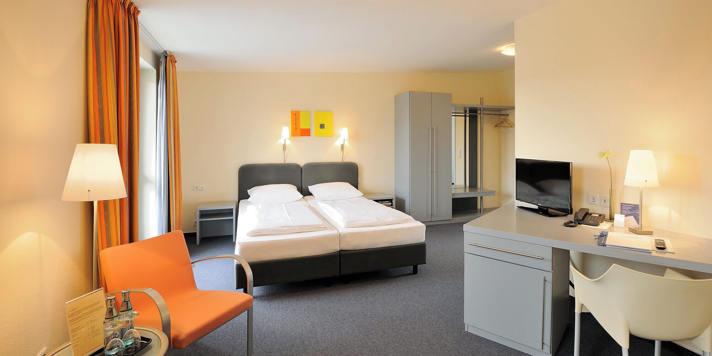 double room | hypo-allergenic bedding, in-room safe, desk, iron/ironing board