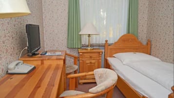 Einzelzimmer | Select-Comfort-Betten, Zimmersafe, Schreibtisch, Bügeleisen/Bügelbrett