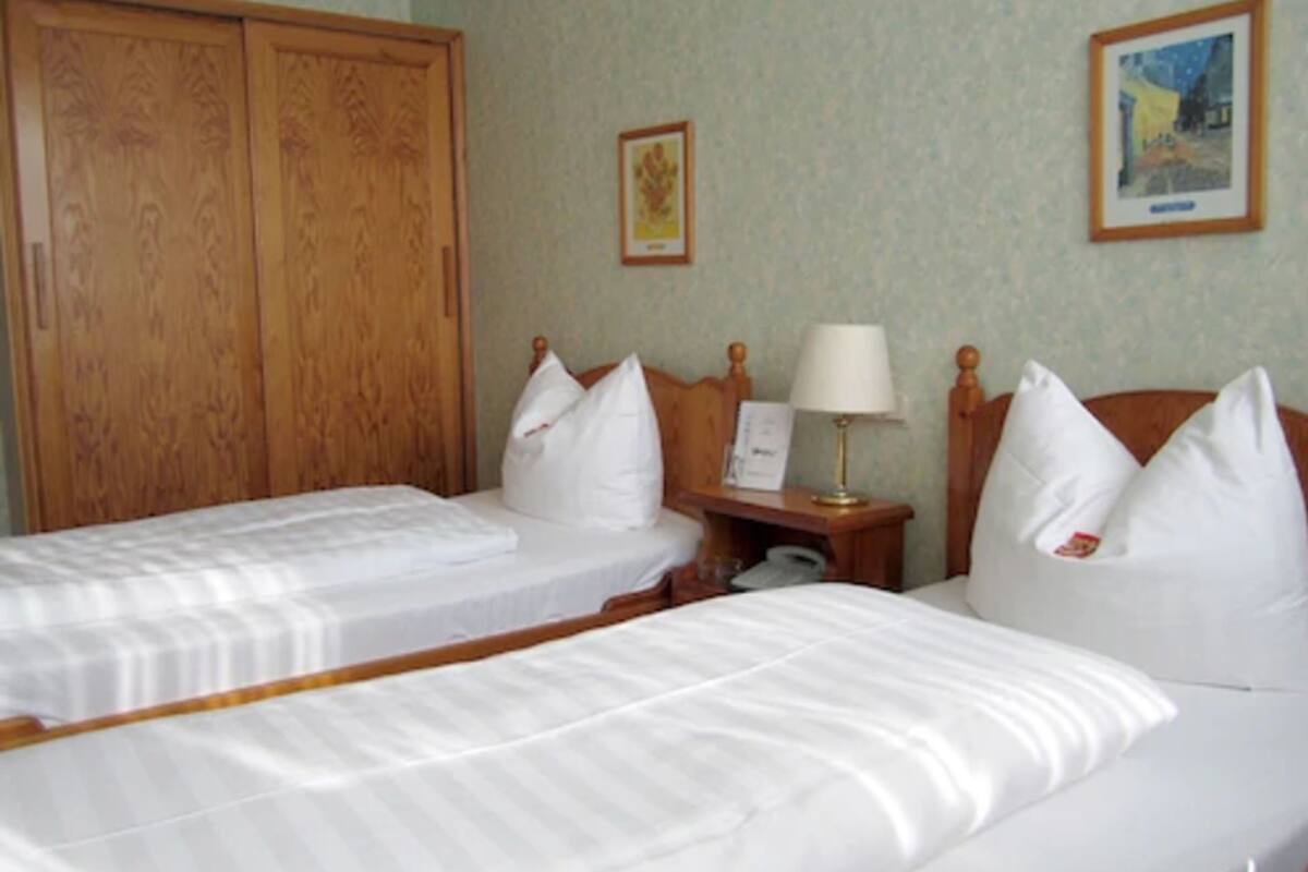 Double Room | Select Comfort beds, in-room safe, desk, iron/ironing board