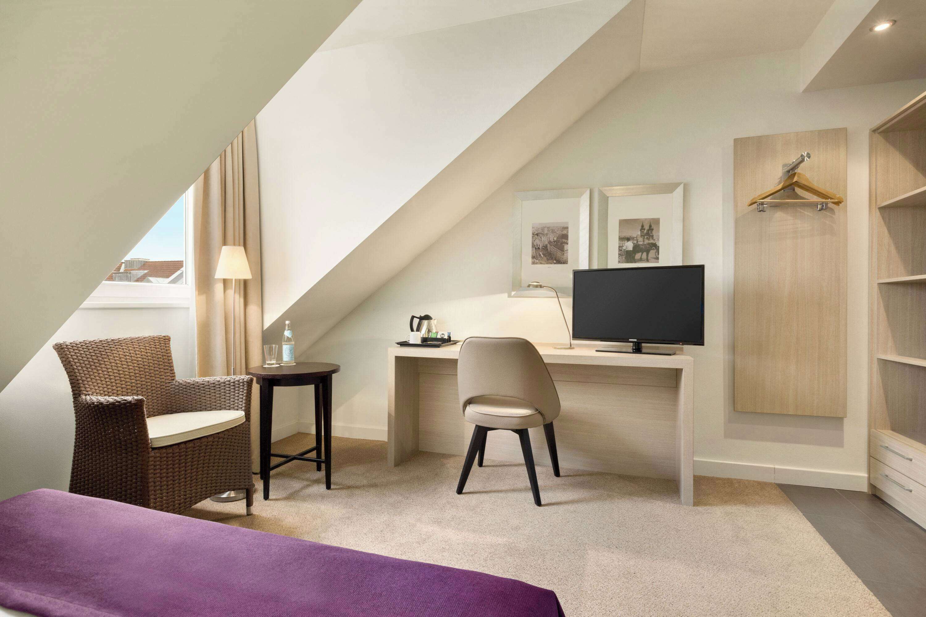 superior room, 1 single bed | hypo-allergenic bedding, desk, blackout curtains, soundproofing