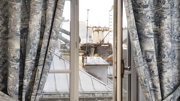 Superior Double Room | Street view